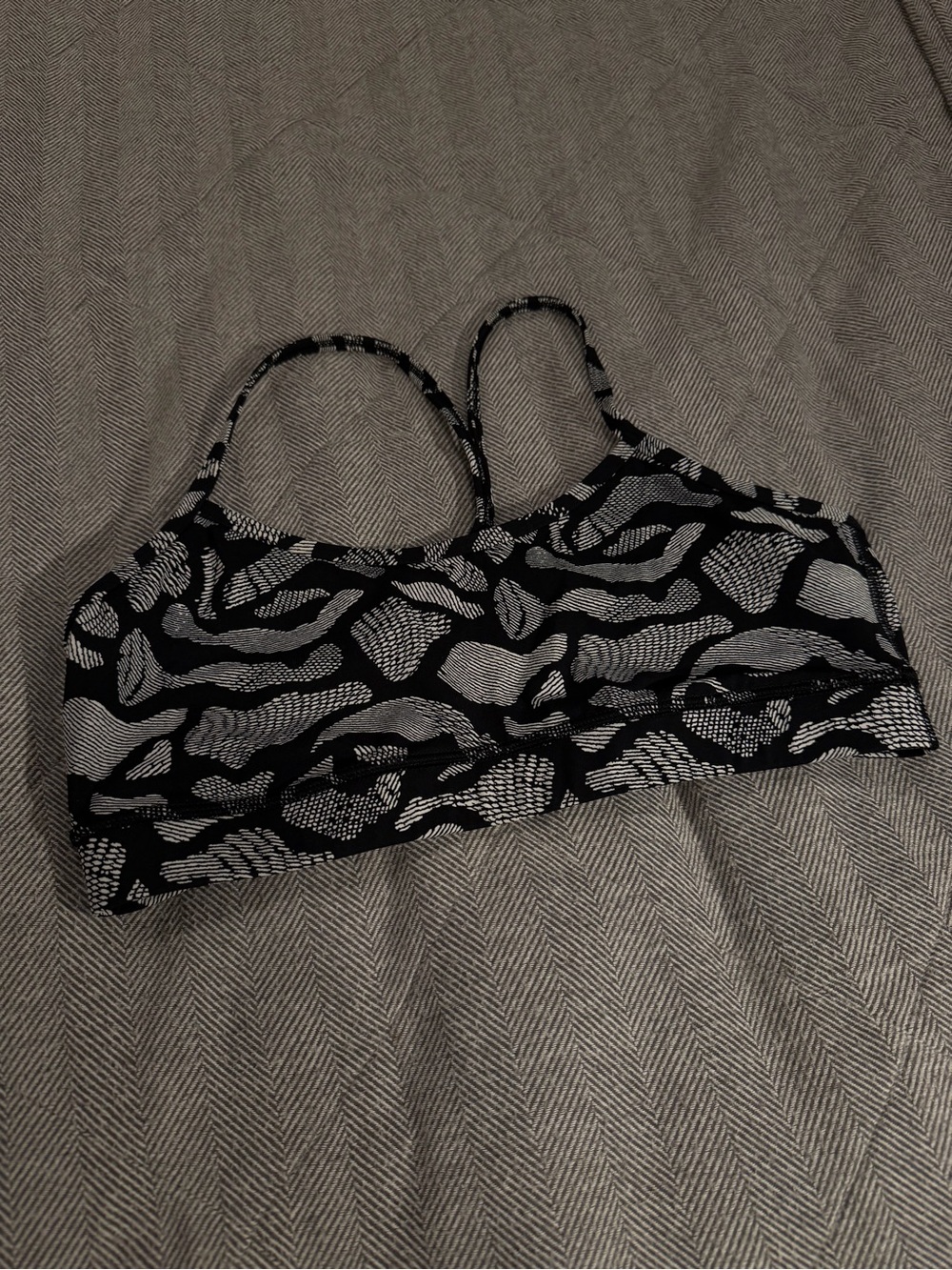 lululemon athletica Black & Gray Patterned Sports Bra